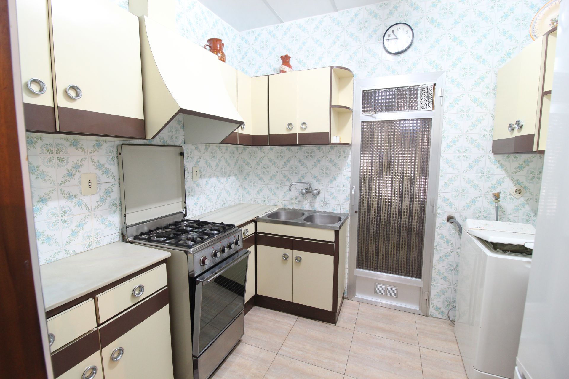 Kitchen of Flat for sale in  Barcelona Capital  with Heating, Furnished and Oven