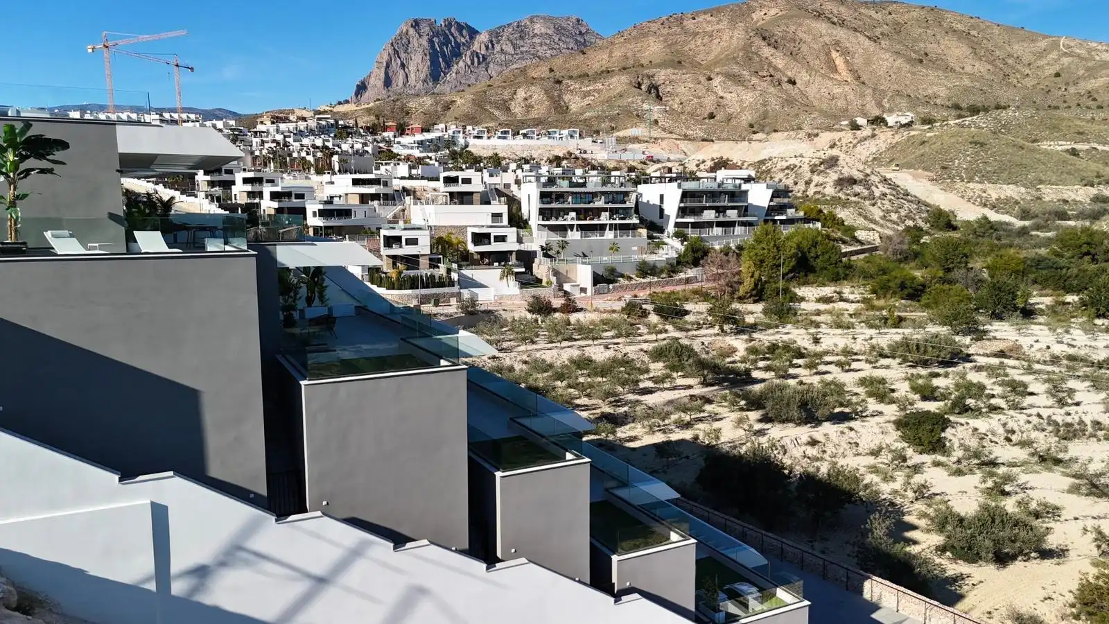 Vista exterior de Apartament en venda en Finestrat amb Aire condicionat, Calefacció i Terrassa