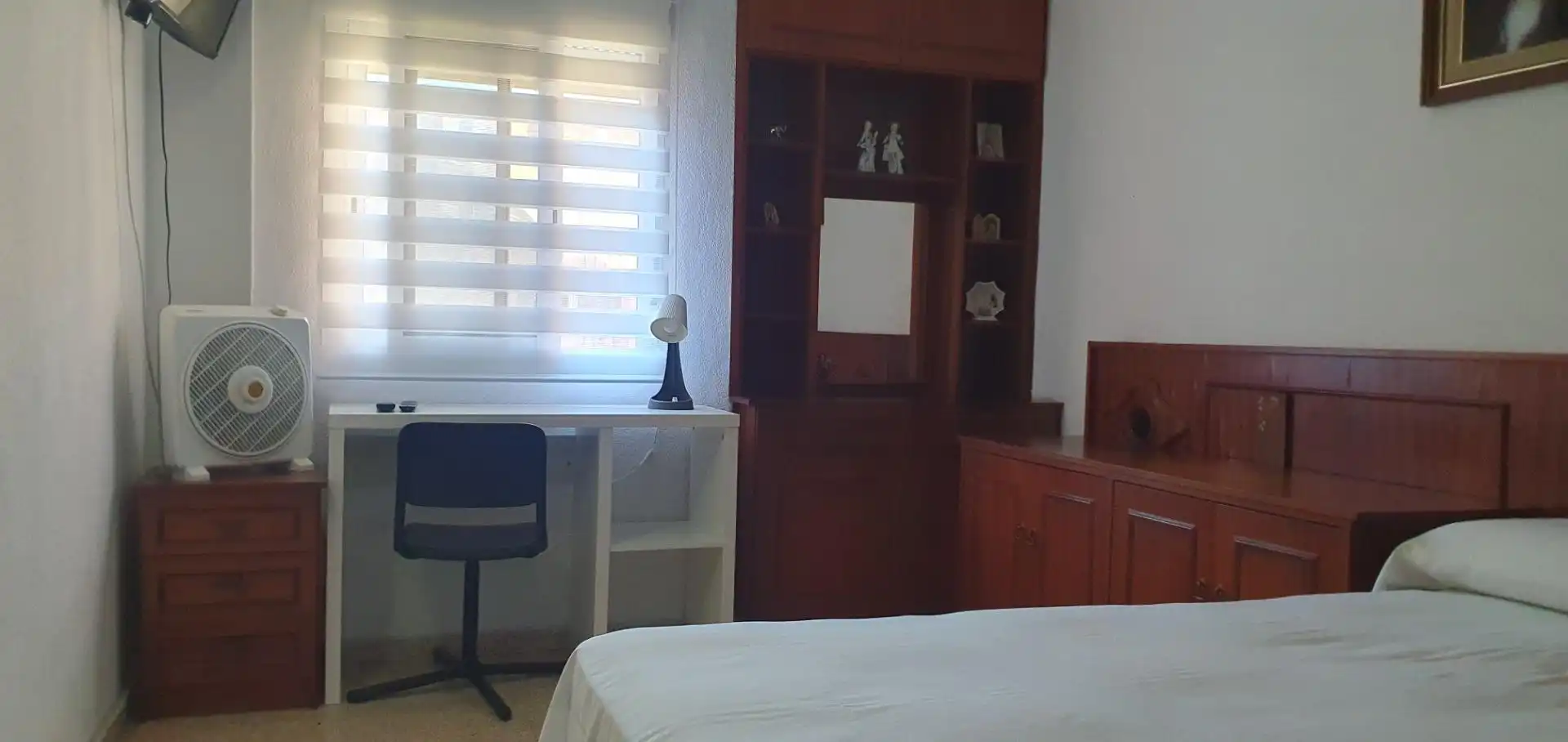 Habitación en Calle PRIMAVERA, Carolinas Altas