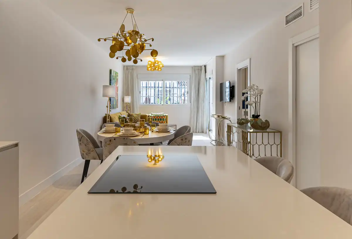 Apartamento con piscina en venta en Nueva Andalucía, imagen 6