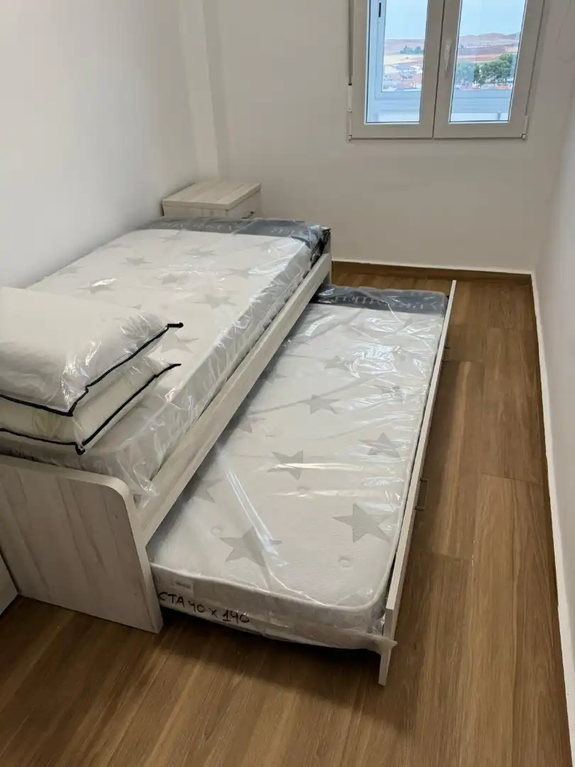Schlafzimmer von Wohnung zur Miete in Alcázar de San Juan mit Klimaanlage, Heizung und Möbliert