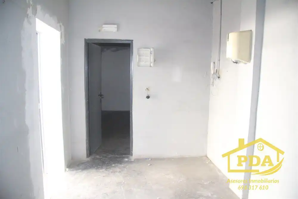 Business premises for sale in Palma del Río, imagen 12