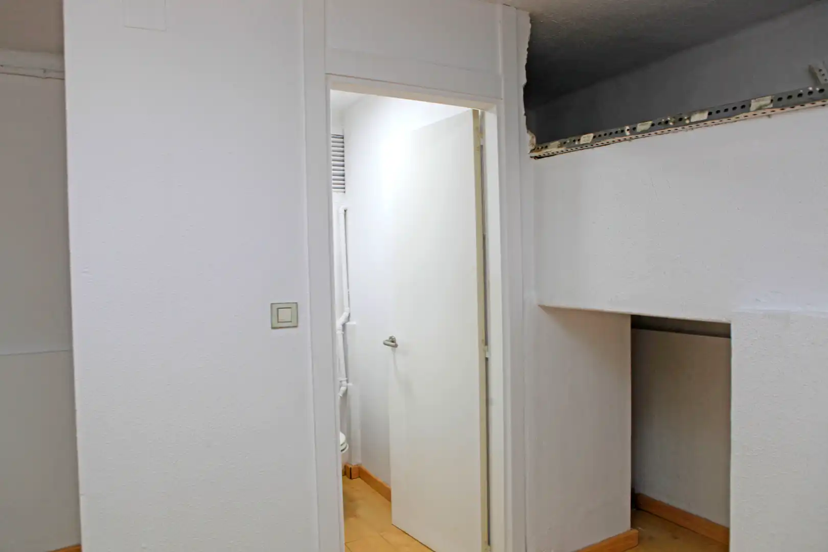 Schlafzimmer von Geschaftsraum zur Miete in Santander