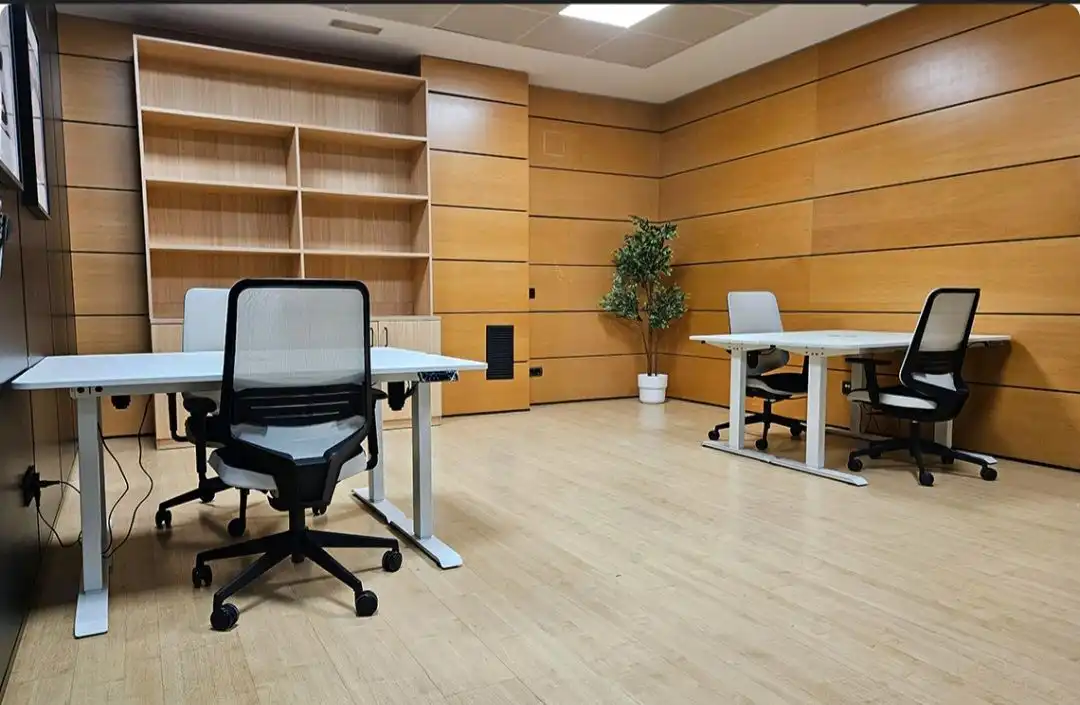 Oficina de alquiler en Utebo con Aire acondicionado, Calefacción y Amueblado