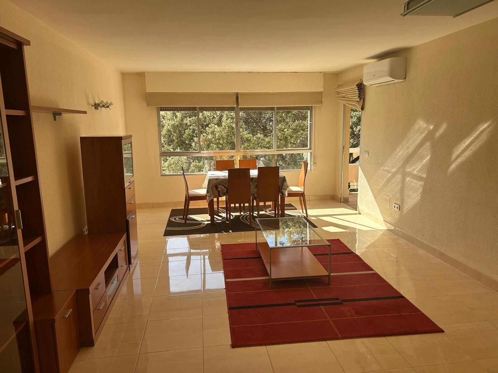 Comedor de Piso de alquiler en  Palma de Mallorca con Aire acondicionado, Terraza y Amueblado