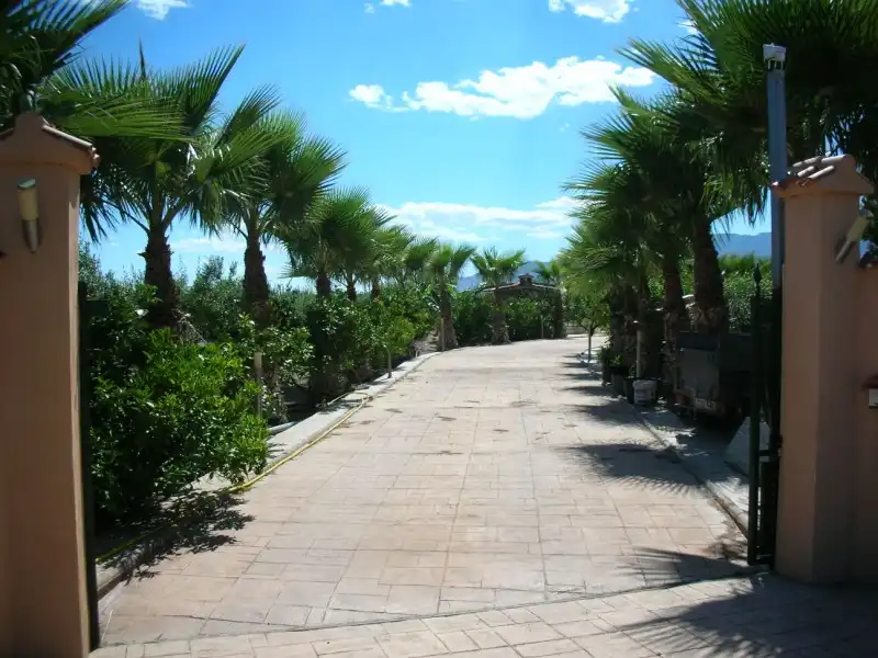 Vista exterior de Finca rústica en venta en La Ràpita con Jardín privado, Piscina y Alarma