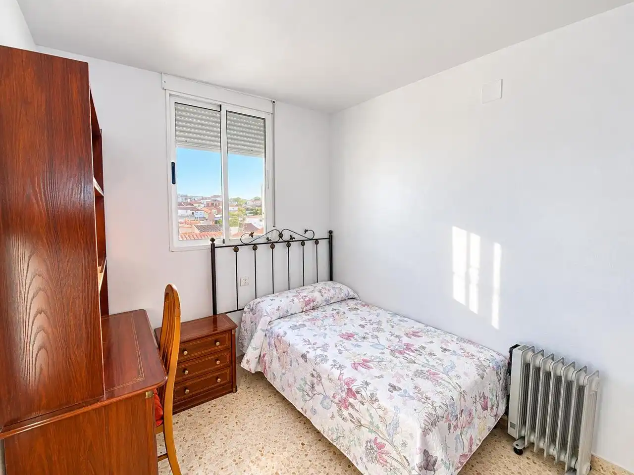 Dormitori de Casa o xalet en venda en San Pedro de Mérida amb Aire condicionat i Terrassa