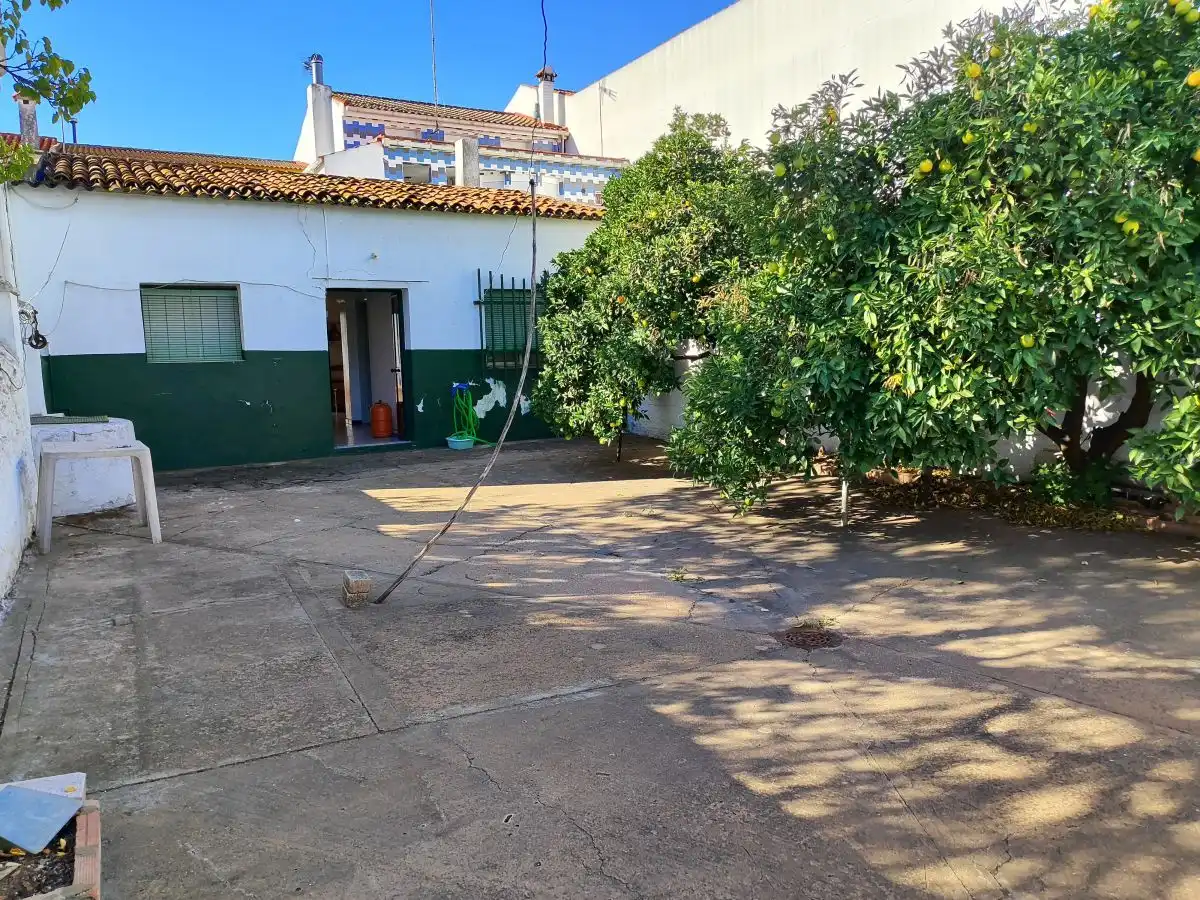 Exterior view of Houses for sale in San Bartolomé de la Torre  with Terrace