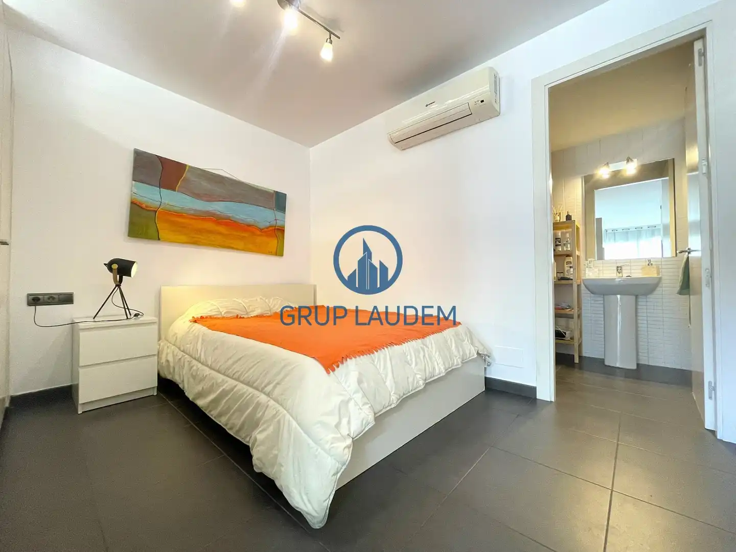 Exterior view of Flat for sale in Mataró  with Air Conditioner, Storage room and Oven