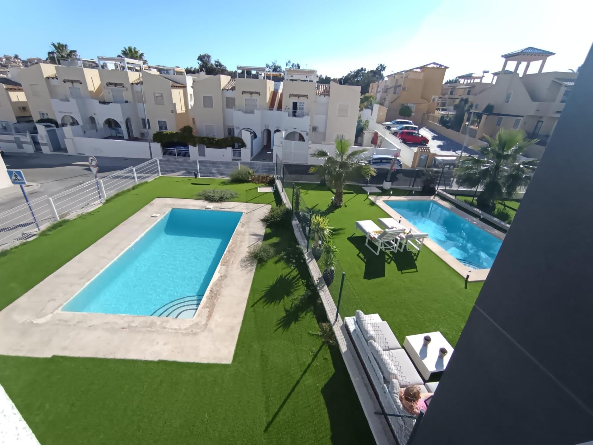 Piscina de Apartamento en venta en Orihuela con Aire acondicionado, Terraza y Amueblado