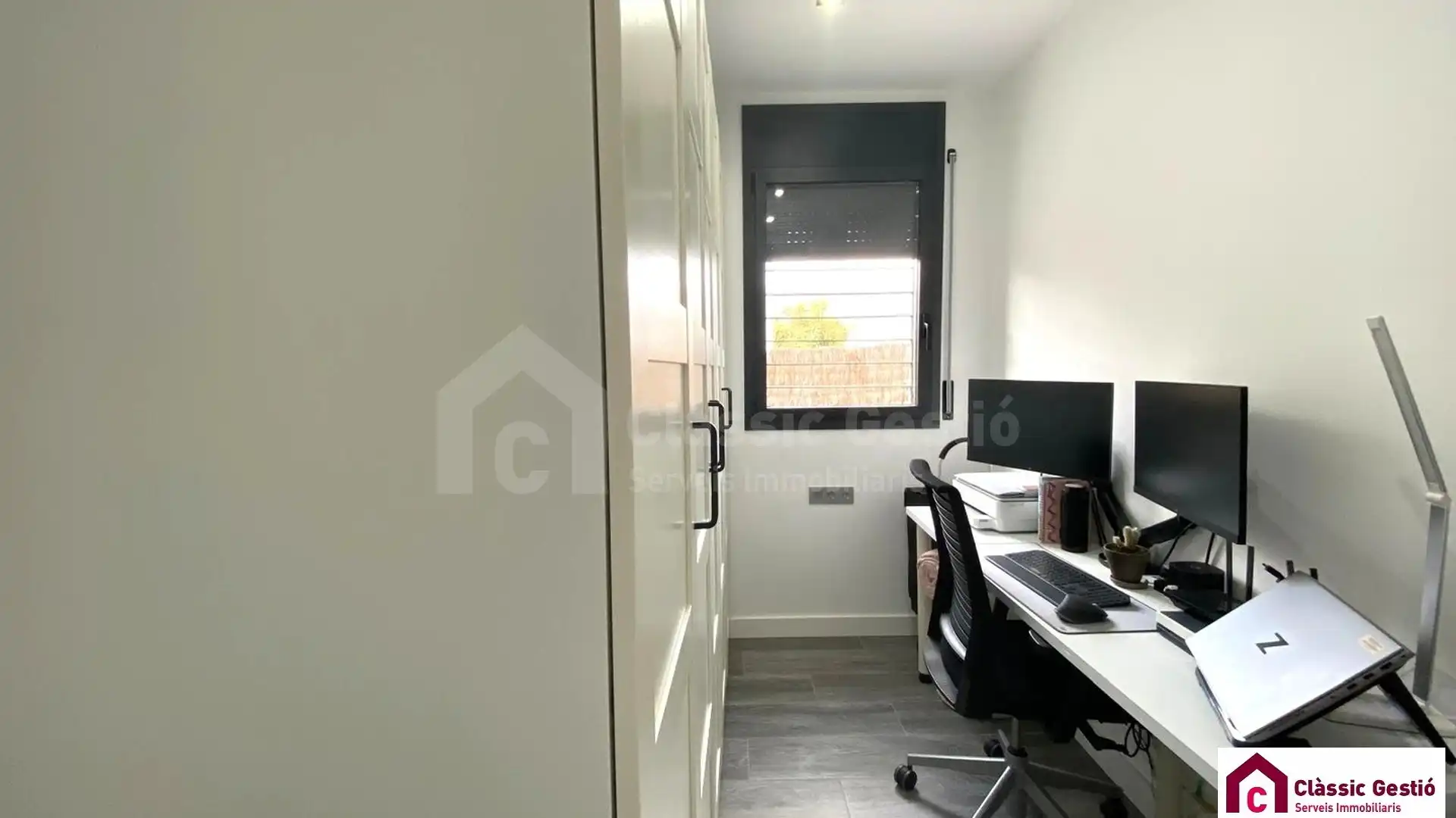 Houses for sale in Terrassa  with Air Conditioner, Heating and Terrace