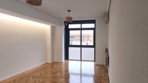 Photo 2 of Flat for rent in Adelfas,  Madrid Capital