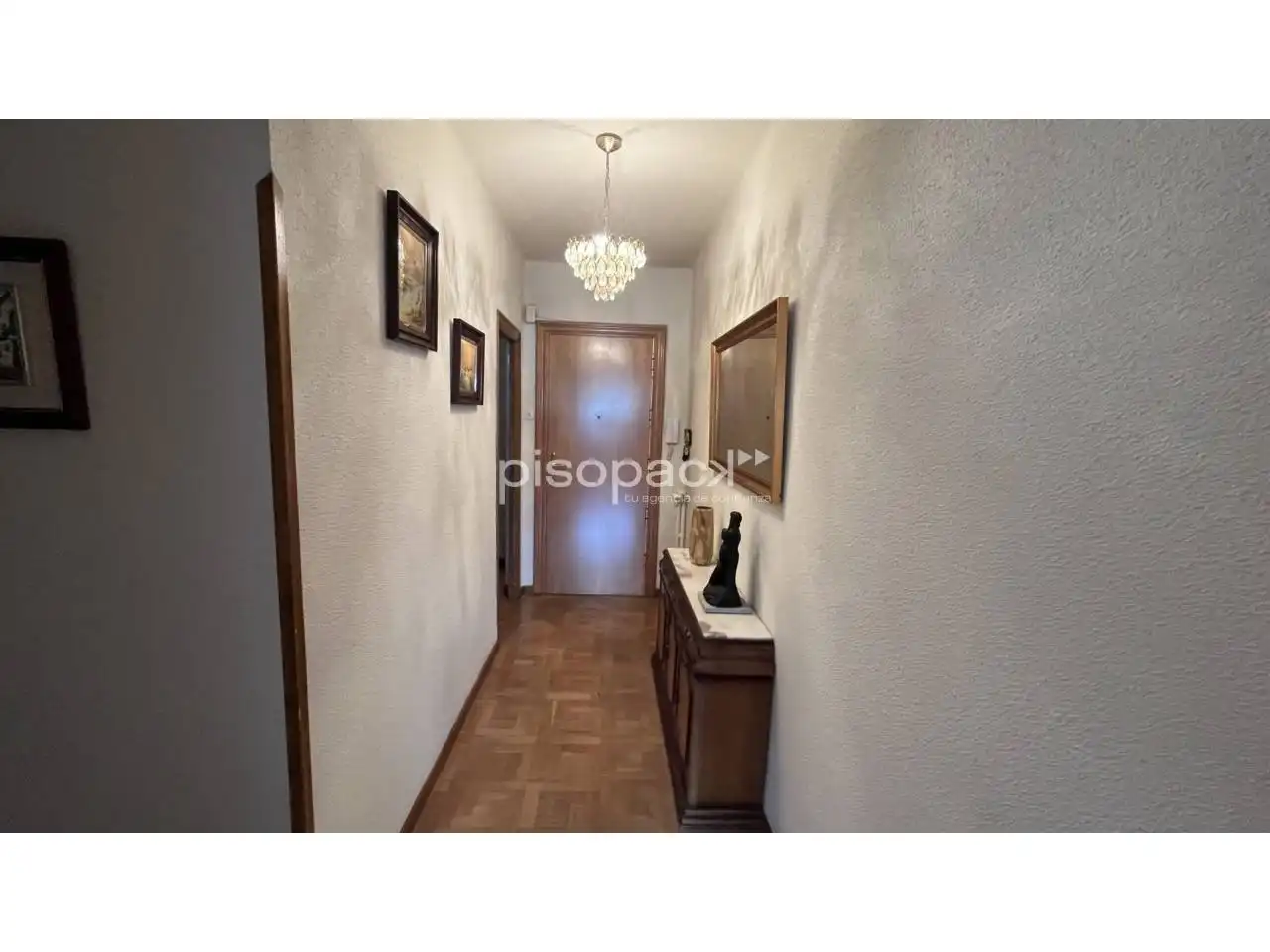 Piso en venta en  Pamplona / Iruña con Calefacción y Alarma