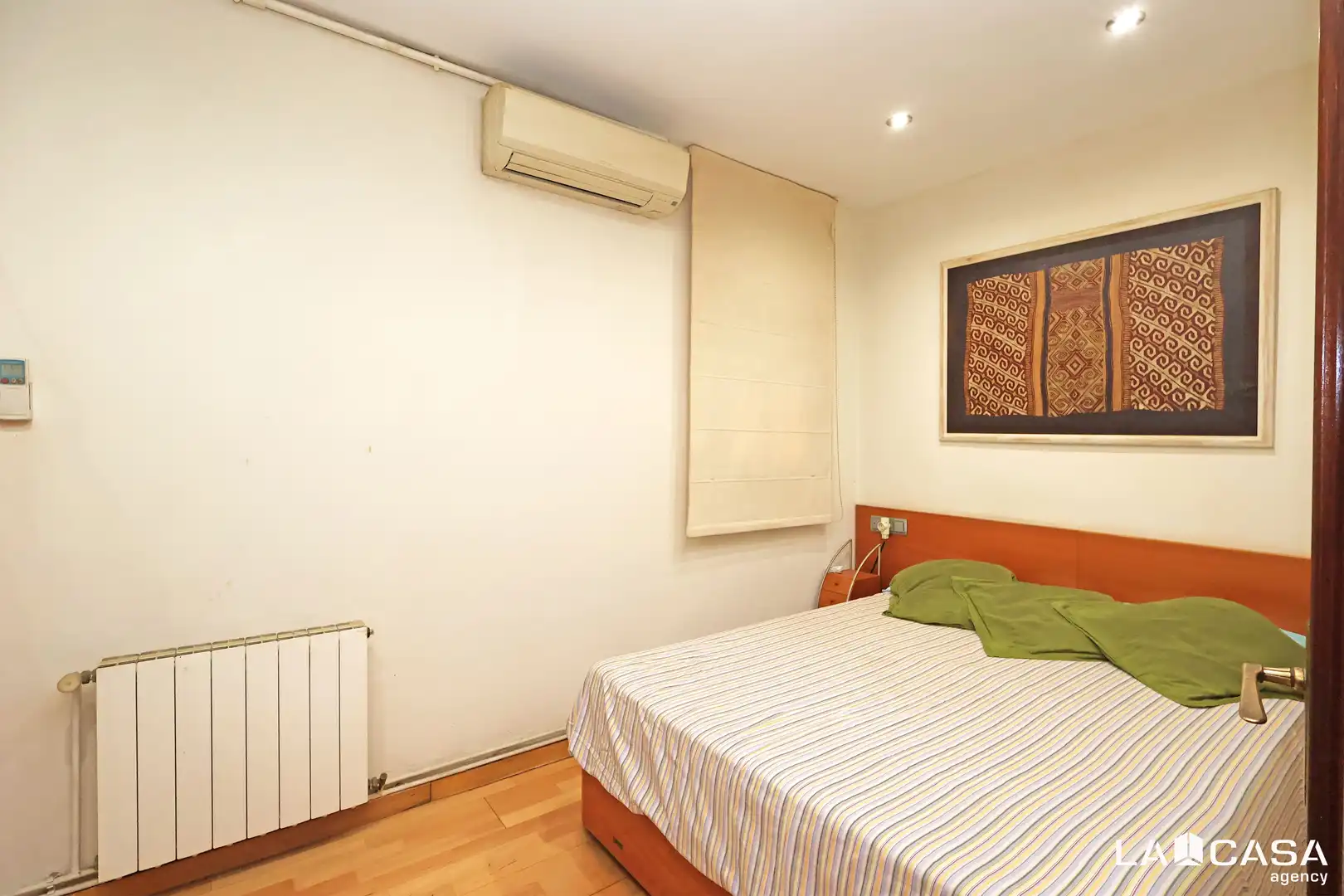 Habitación de Piso en venta en Barcelona con Balcón