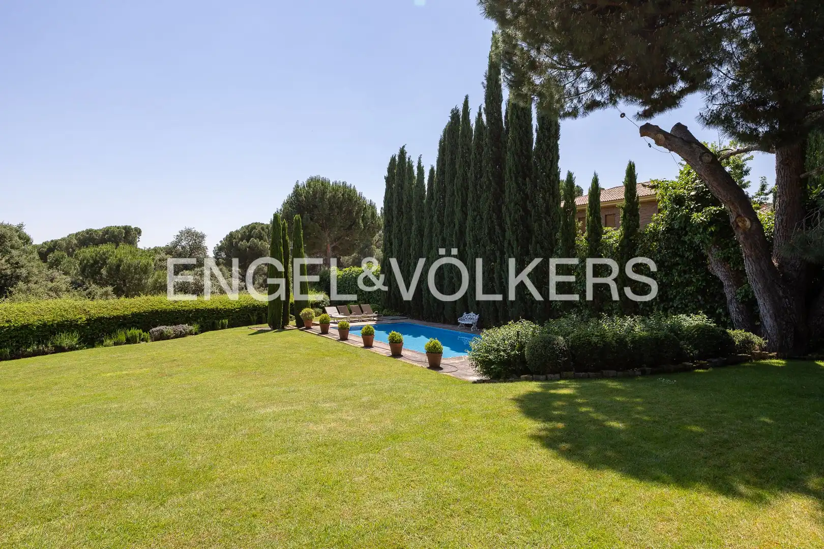 Jardí de Casa o xalet en venda en Majadahonda amb Calefacció, Jardí privat i Terrassa