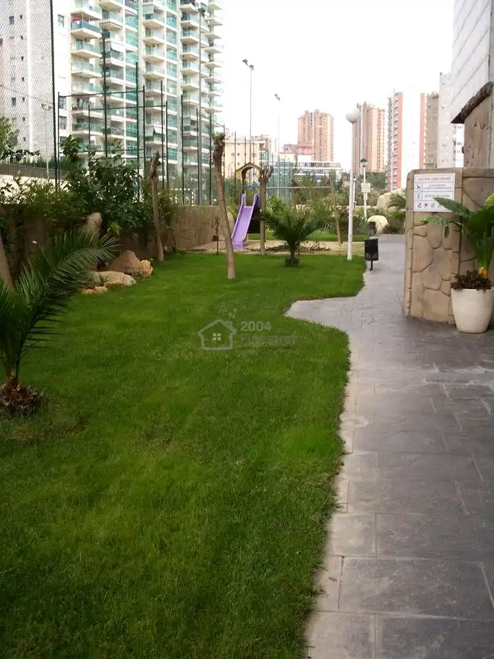 Apartament en venda en Benidorm amb Terrassa i Alarma