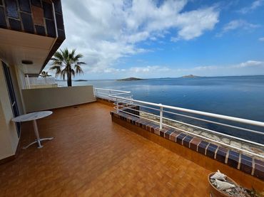 Flat with pool for sale in Edificio Arpon 1