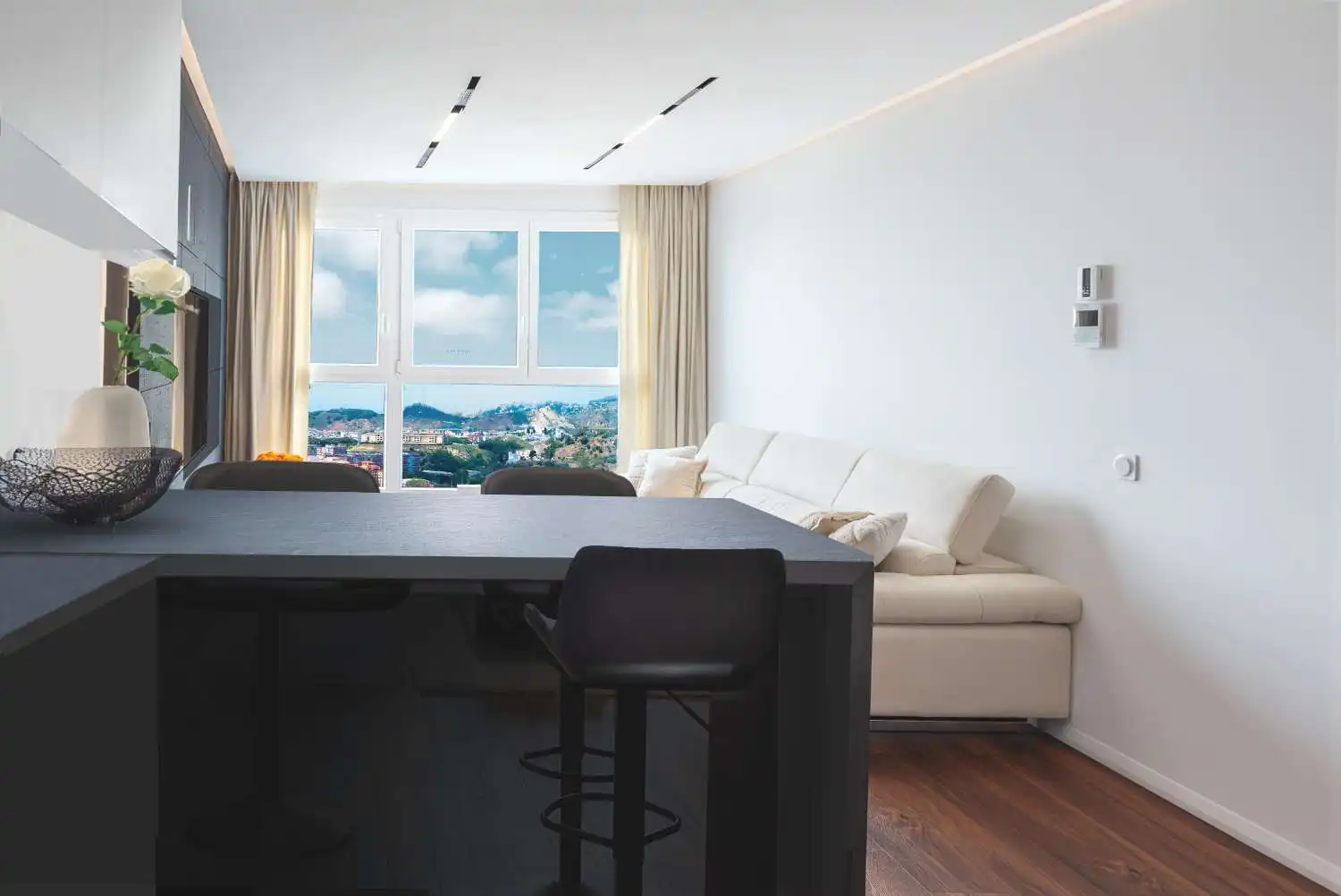 Flat for rent in N/A, Martiricos - La Roca - La Rosaleda