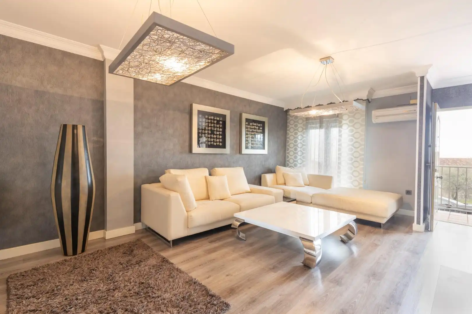Sala de estar de Casa adosada en venta en Güevéjar con Calefacción, Amueblado y Balcón