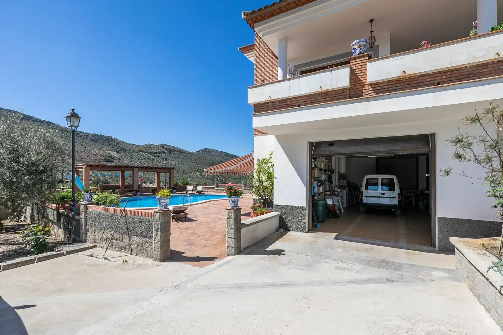 Vista exterior de Finca rústica en venta en Montefrío con Calefacción, Jardín privado y Terraza