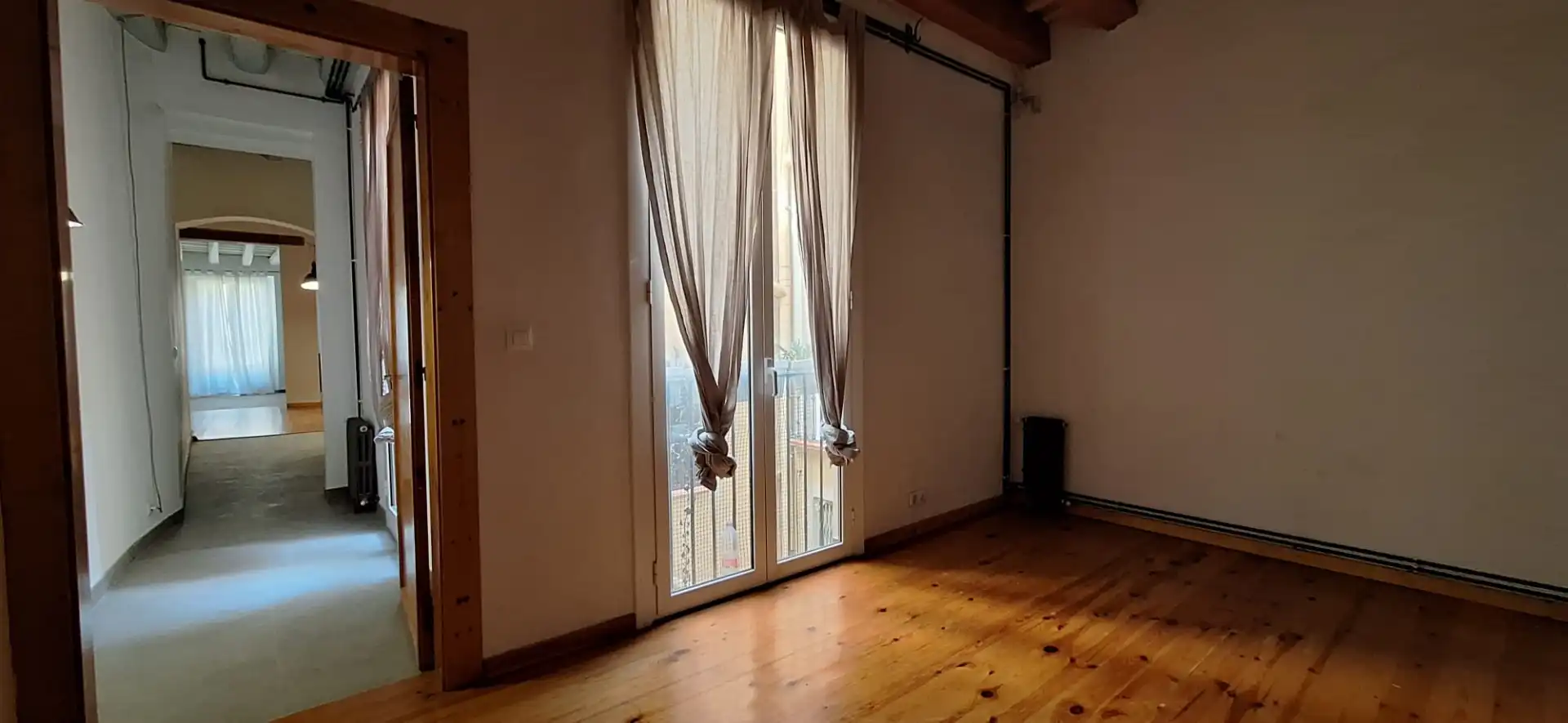 Sala d'estar de Pis en venda en Barcelona amb Aire condicionat, Balcó i Alarma