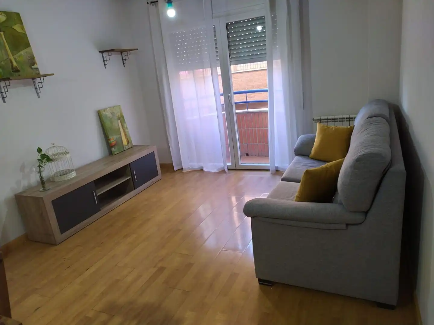 Sala d'estar de Pis en venda en Lleida amb Aire condicionat i Moblat