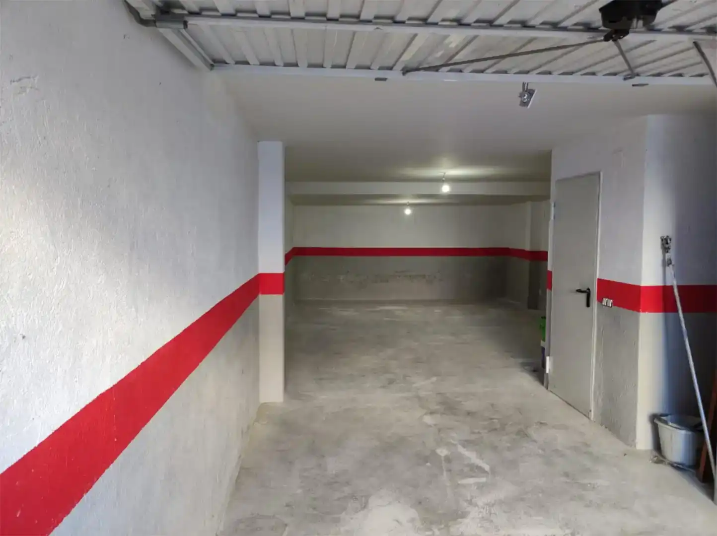 Aparcament de Pis en venda en Mingorría amb Jardí privat, Parquet i Traster