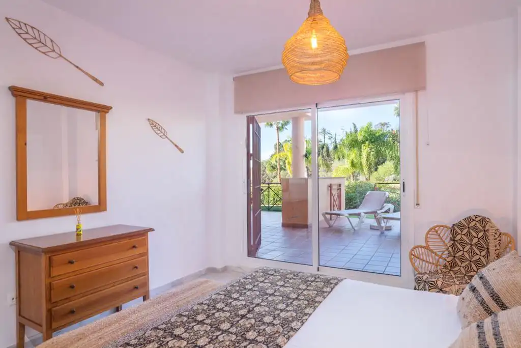 Bedroom of Ground floor for rent in Marbella  with Air Conditioner, Terrace and Furnished