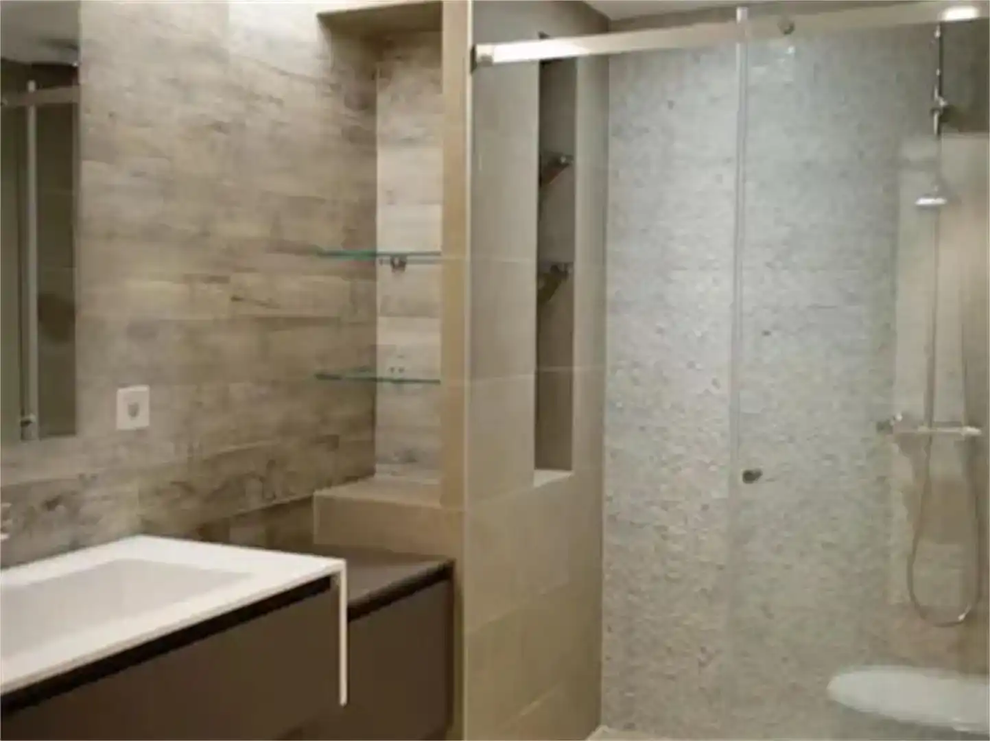 Baño de Piso en venta en Lucillos con Aire acondicionado y Amueblado