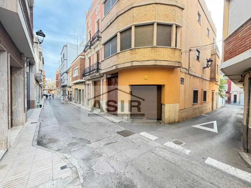 Vista exterior de Garaje en venta en Alzira