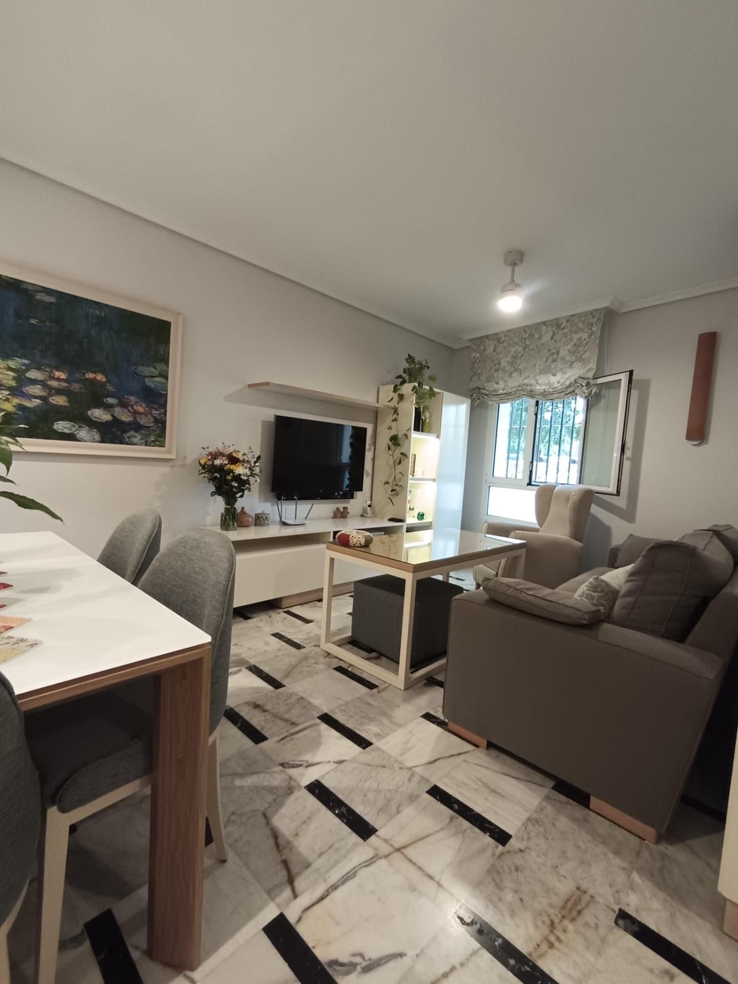 Living room of Single-family semi-detached for sale in  Córdoba Capital