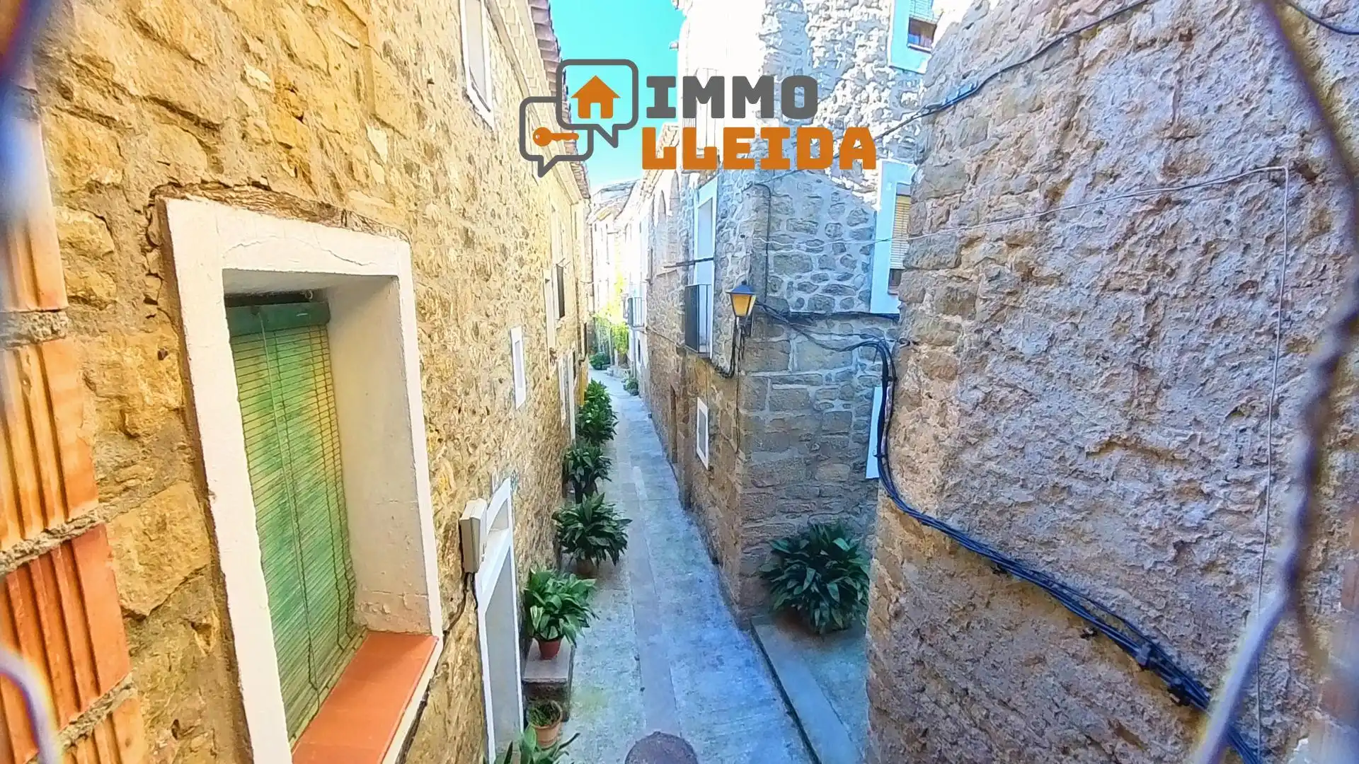 Vista exterior de Casa adosada en venta en Vilanova de Meià con Terraza, Trastero y Balcón