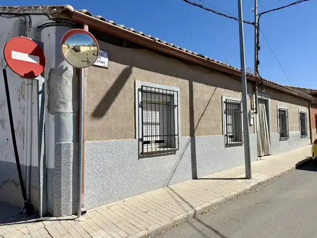Casa en venta en Almonacid de Toledo