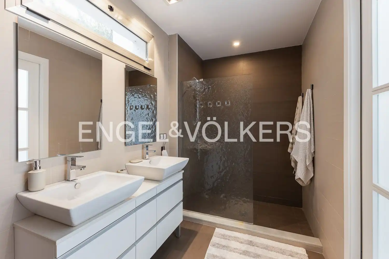 Baño de Casa o chalet de alquiler en Cullera con Aire acondicionado, Calefacción y Piscina