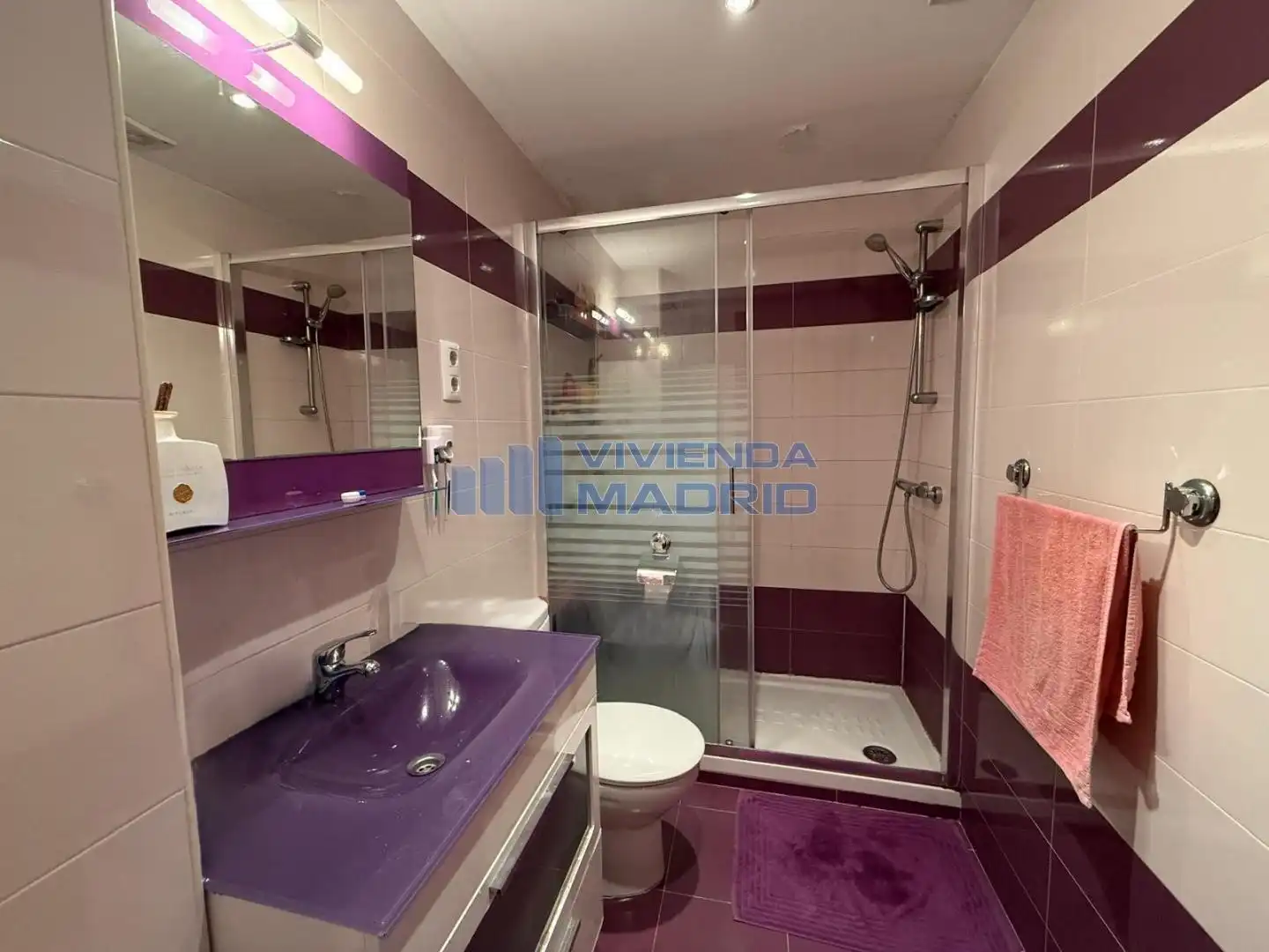 Badezimmer von Wohnung zum Verkauf in Móstoles mit Klimaanlage, Terrasse und Abstellraum