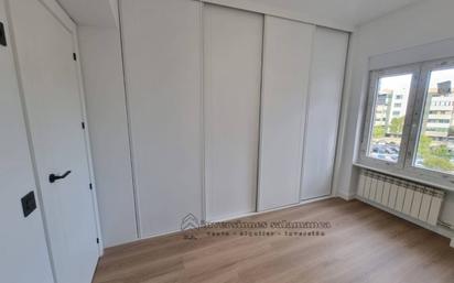 Bedroom of Flat for sale in Salamanca Capital  with Heating and Balcony