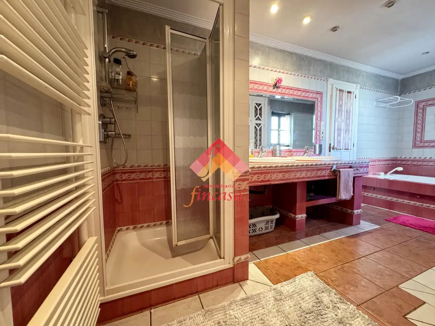Bathroom of Detached homes for sale in Ronda  with Heating, Terrace and Furnished