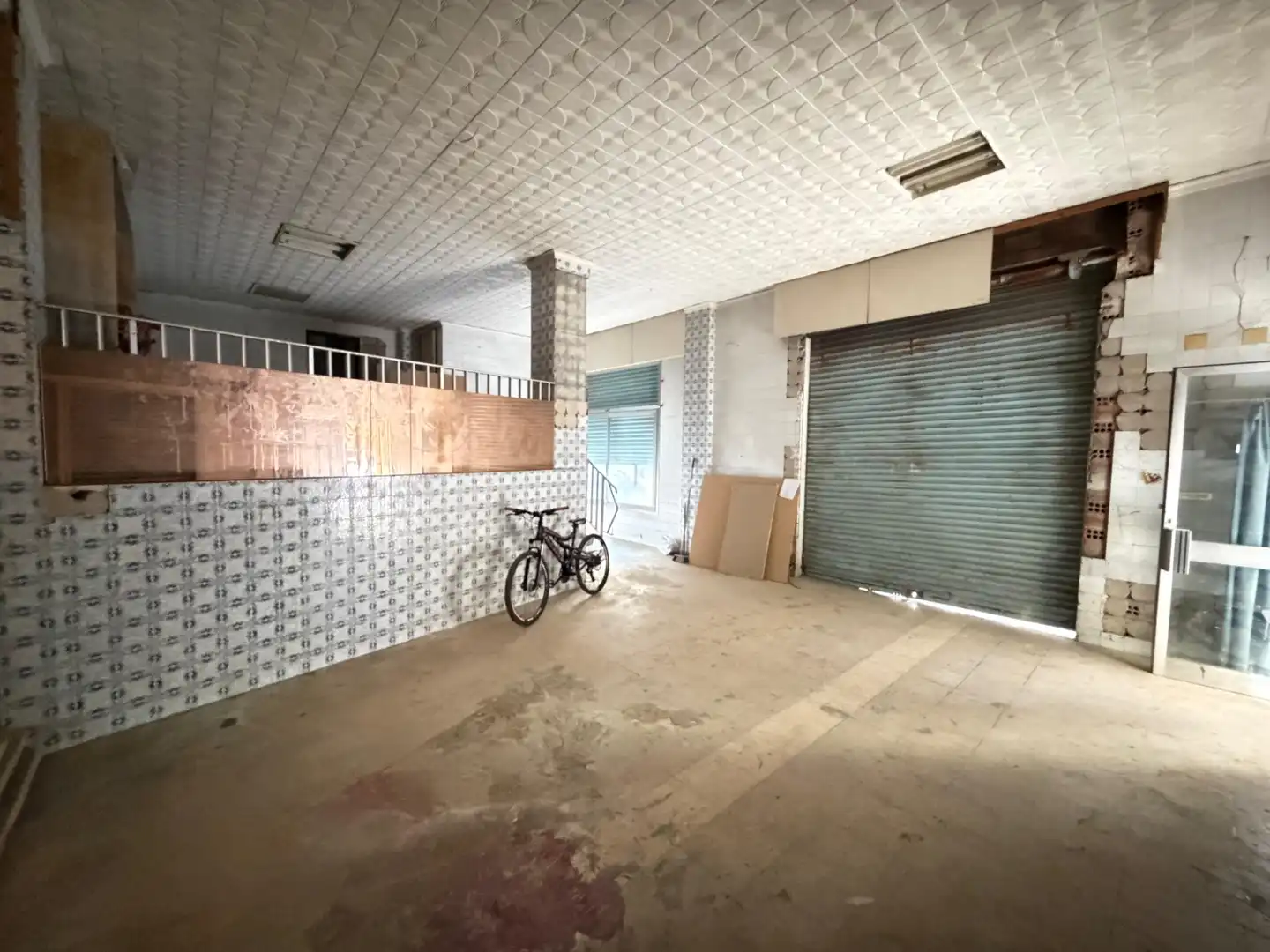 Business premises for sale in Carrer de la Doctora Castells