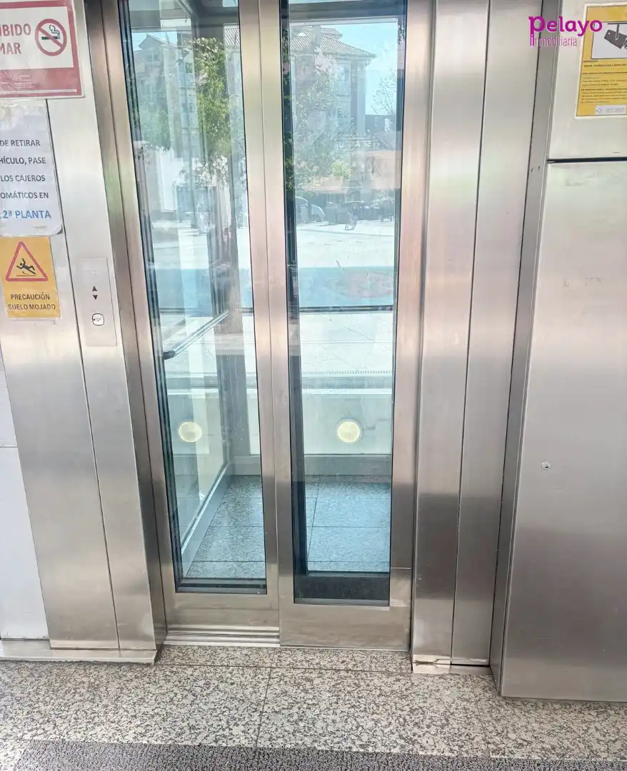 Aparcament amb ascensor en venda a Calle la Llama, imagen 11
