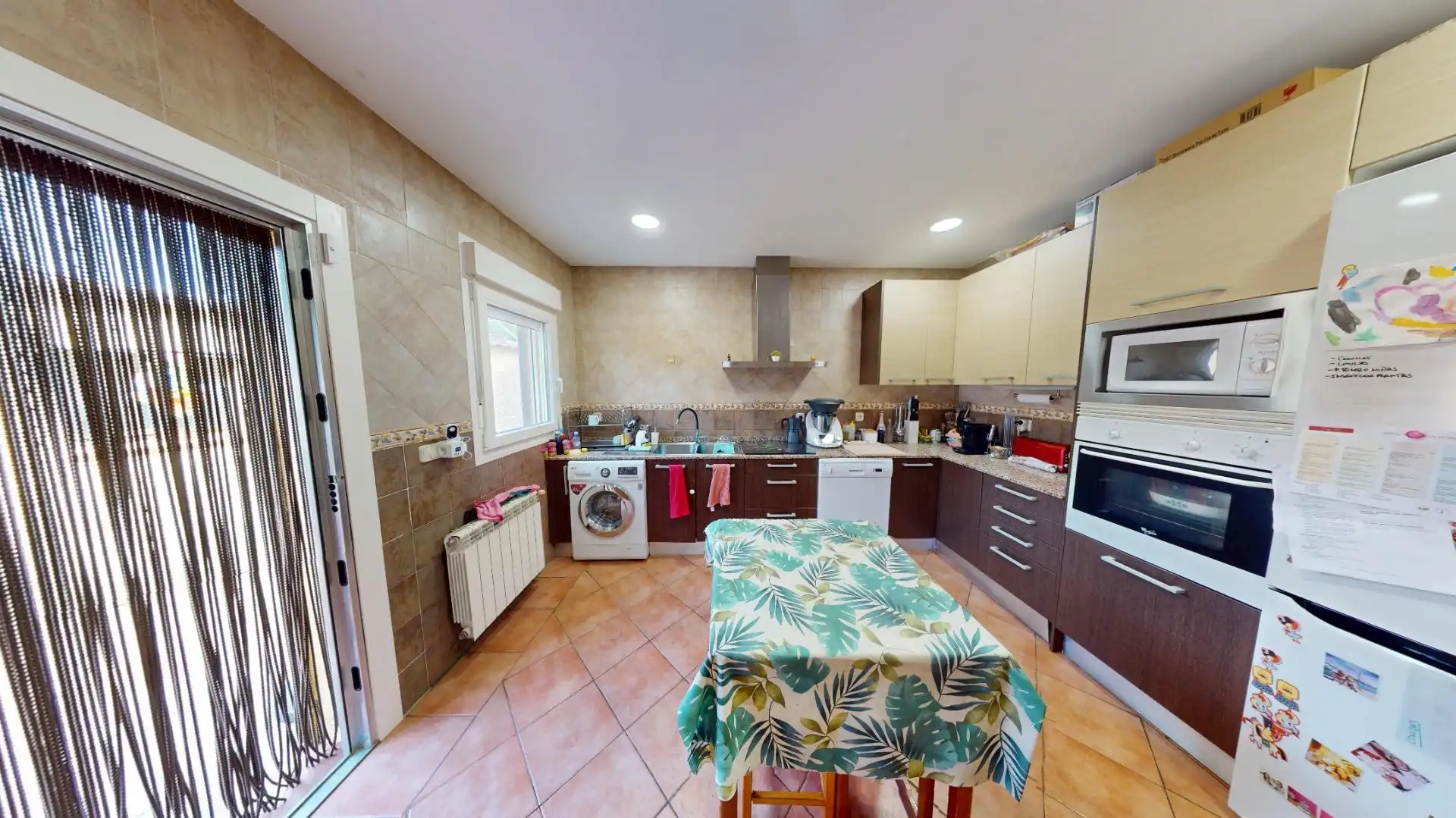 Cocina de Casa o chalet en venta en El Molar (Madrid) con Aire acondicionado, Calefacción y Jardín privado