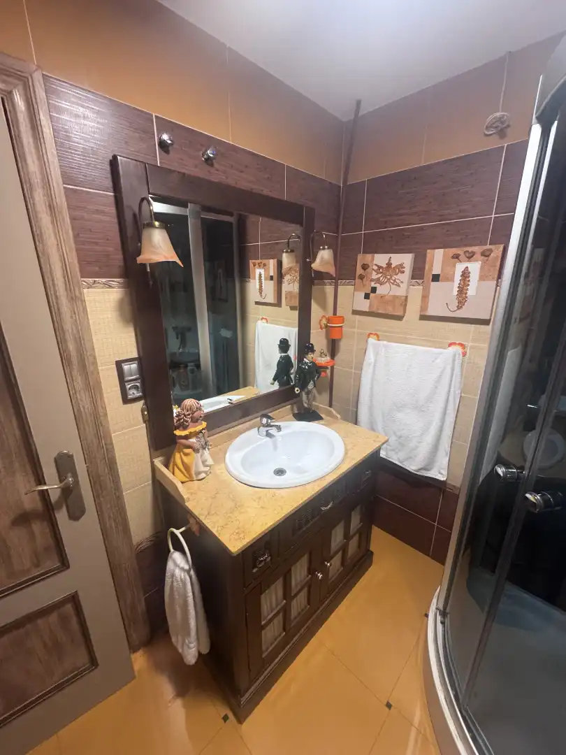 Baño de Casa o chalet en venta en Maracena con Aire acondicionado, Calefacción y Parquet