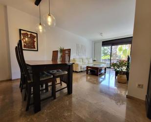 Living room of Flat for sale in Vilanova i la Geltrú  with Terrace and Swimming Pool