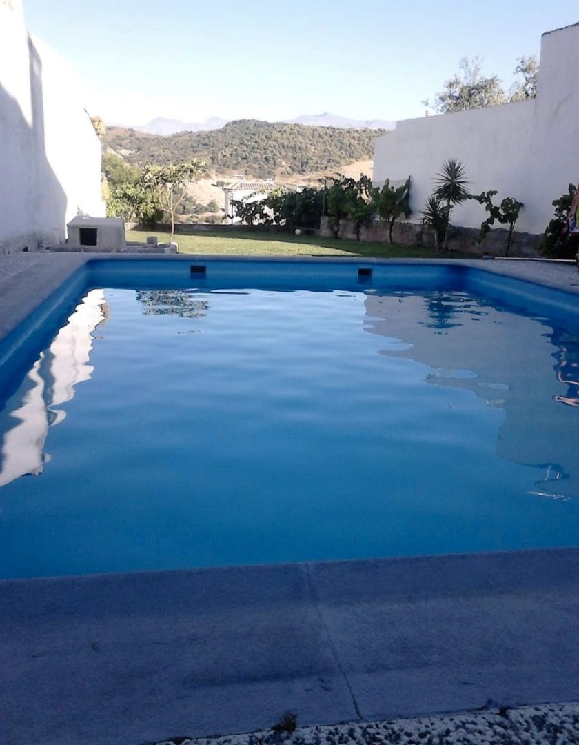 Piscina de Casa o xalet en venda en Huétor de Santillán amb Jardí privat, Terrassa i Piscina