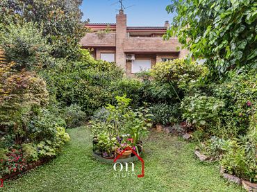 Adosado con jardín en venta en Arxiu