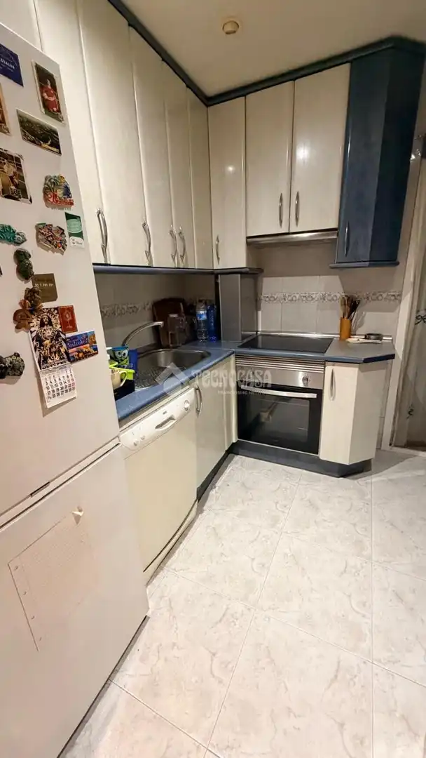 Cocina de Piso en venta en Madrid con Calefacción, Terraza y Balcón