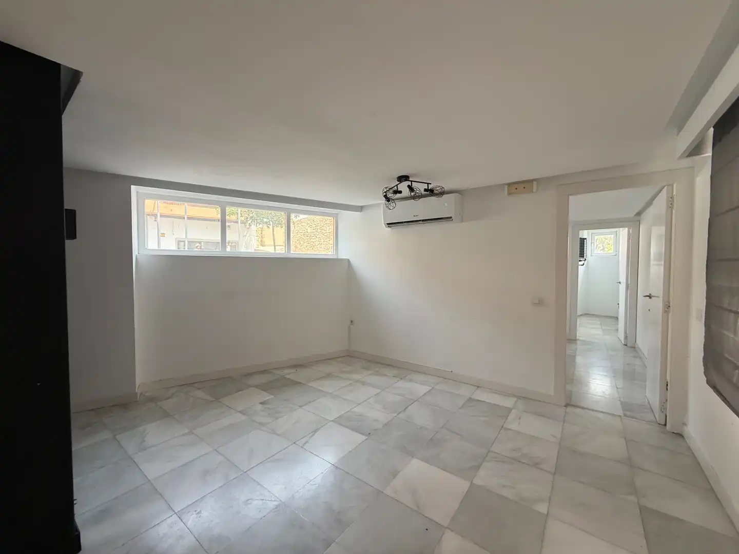 Local en venta en Moraira con Aire acondicionado