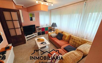 Living room of Flat for sale in Laredo  with Heating