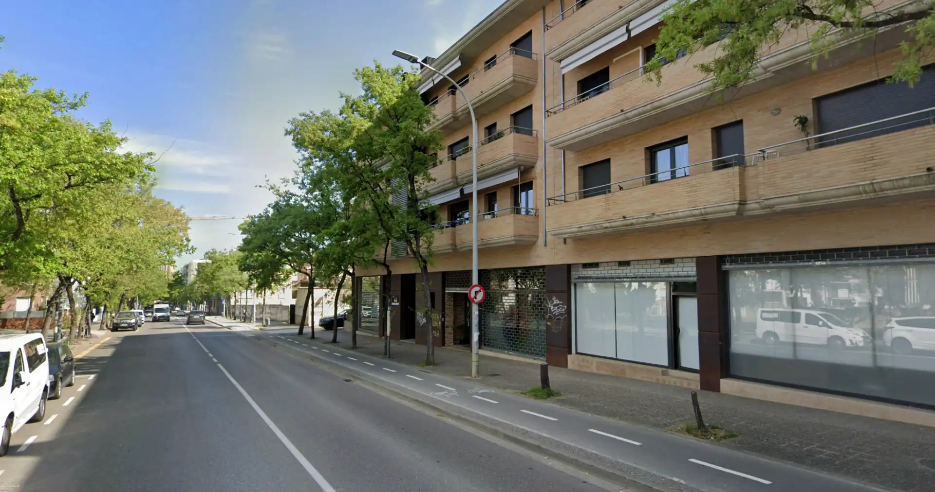 Vista exterior de Pis en venda en Girona amb Calefacció, Parquet i Moblat