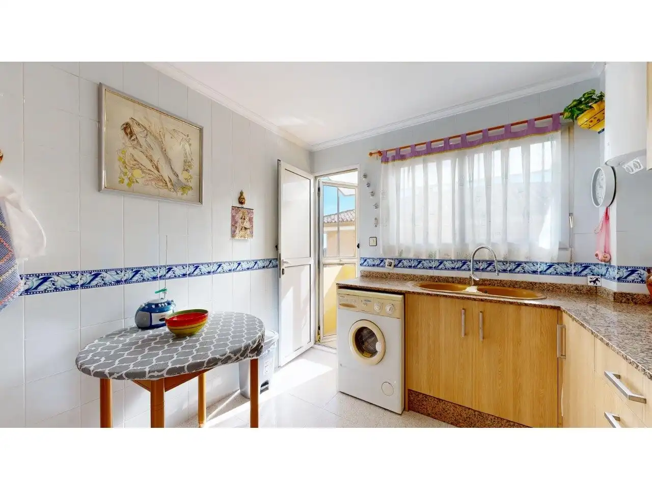 Cuina de Casa o xalet en venda en Gilet amb Aire condicionat, Jardí privat i Terrassa