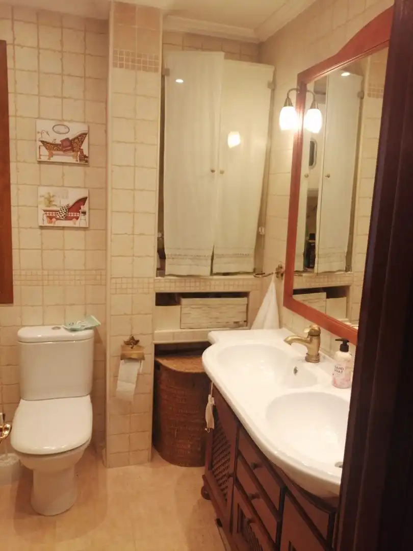 Badezimmer von Wohnung zum Verkauf in Barakaldo  mit Heizung, Terrasse und Möbliert